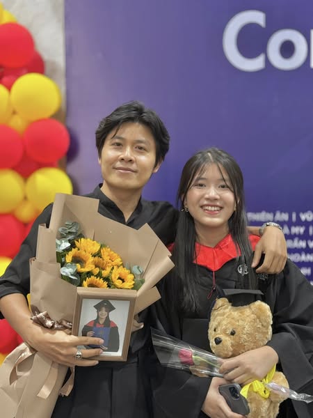 "Nỗi buồn" của chủ nhân ca khúc Viết Tiếp Câu Chuyện Hòa Bình- Ảnh 2.
