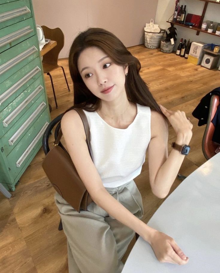 Không tháng nào tiêu dưới 40 triệu, không tiết kiệm nổi nhưng cũng không biết cắt giảm ở đâu: Dân mạng thở dài “gì cũng muốn thì đừng mơ dư dả”!- Ảnh 4.