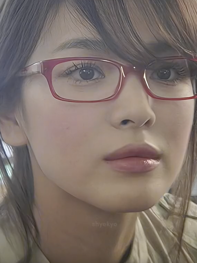 Song Hye Kyo một thời là "sách mẫu" Y2K, loạt khoảnh khắc huyền thoại sau hơn 20 năm vẫn hot- Ảnh 1.