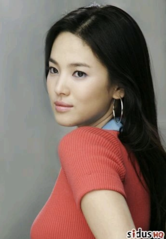 Song Hye Kyo một thời là "sách mẫu" Y2K, loạt khoảnh khắc huyền thoại sau hơn 20 năm vẫn hot- Ảnh 12.
