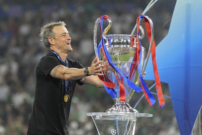 Vô địch và đi vào lịch sử, Luis Enrique hoàn tất ước nguyện với cô con gái đã mất- Ảnh 6.