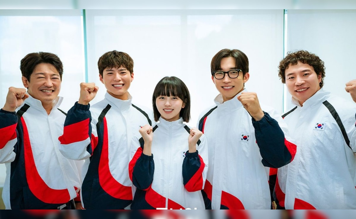 Không thể nhận ra Park Bo Gum nữa, trai ngoan xứ Hàn làm sao thế này?- Ảnh 1.