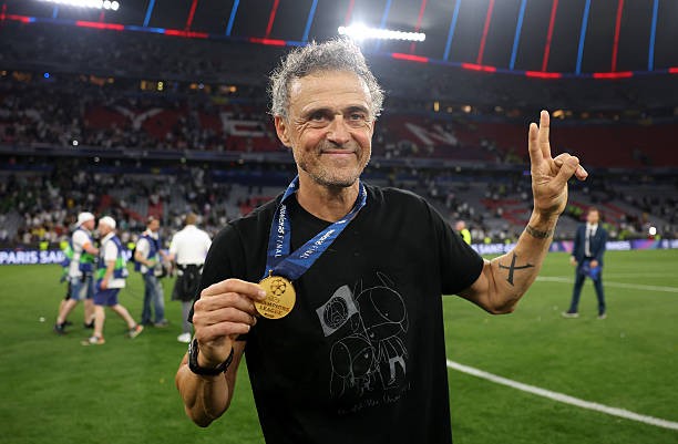 Vô địch và đi vào lịch sử, Luis Enrique hoàn tất ước nguyện với cô con gái đã mất- Ảnh 1.