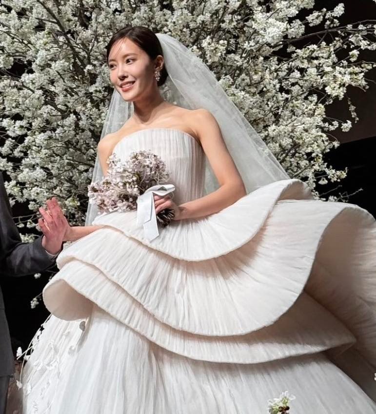 Chuyện gì đây: Hyomin (T-ara) đám cưới được 2 tháng nhưng không sống chung với chồng!- Ảnh 4. Chuyện gì đây: Hyomin (T-ara) đám cưới được 2 tháng nhưng không sống chung với chồng!- Ảnh 4.