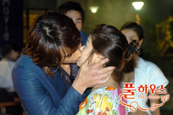 “Song Hye Kyo đừng giả tạo nữa”- Ảnh 4.