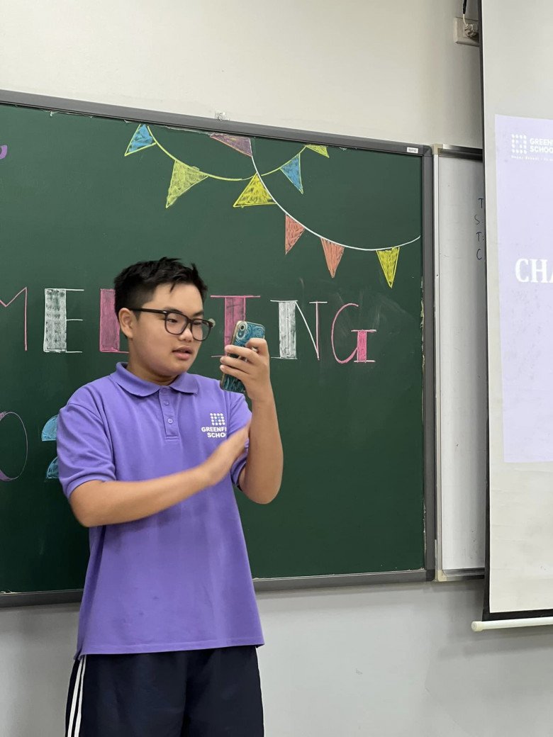 "Cây hài nhí" quốc dân Bi Béo cao lớn bất ngờ sau 10 năm, ca hát đóng kịch vẫn không hot bằng meme khai giảng!- Ảnh 12.