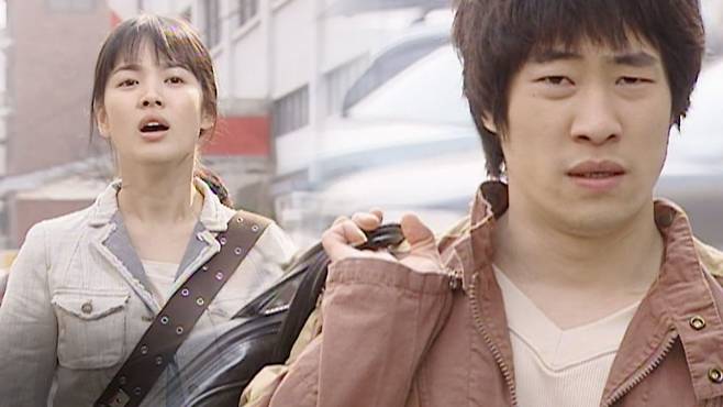 “Song Hye Kyo đừng giả tạo nữa”- Ảnh 2.