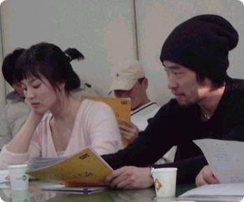 “Song Hye Kyo đừng giả tạo nữa”- Ảnh 3.