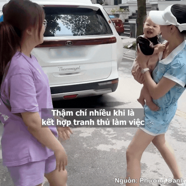 Vợ chồng Phương Oanh và Shark Bình chăm con sinh đôi cực khéo: Mới 1 tuổi đã cho học bơi, cuối tuần đều 
