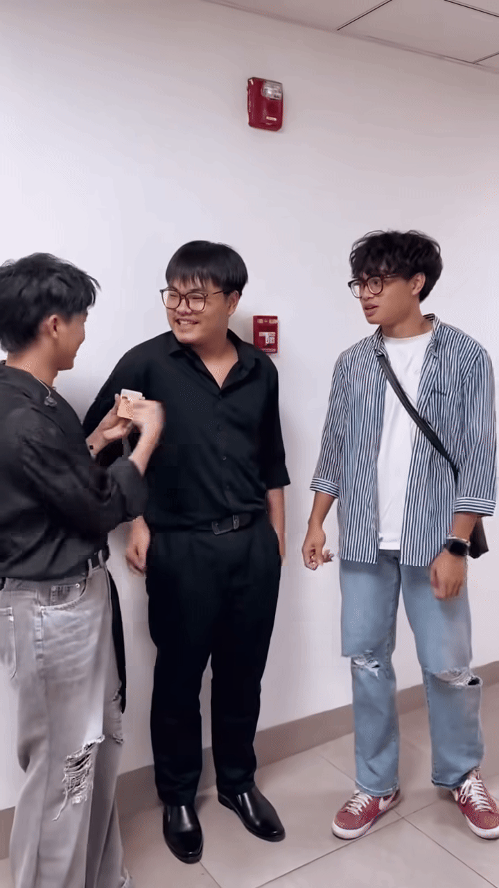 Tuổi 16 của Bi Béo - con trai NSND Xuân Bắc: Cậu bé 