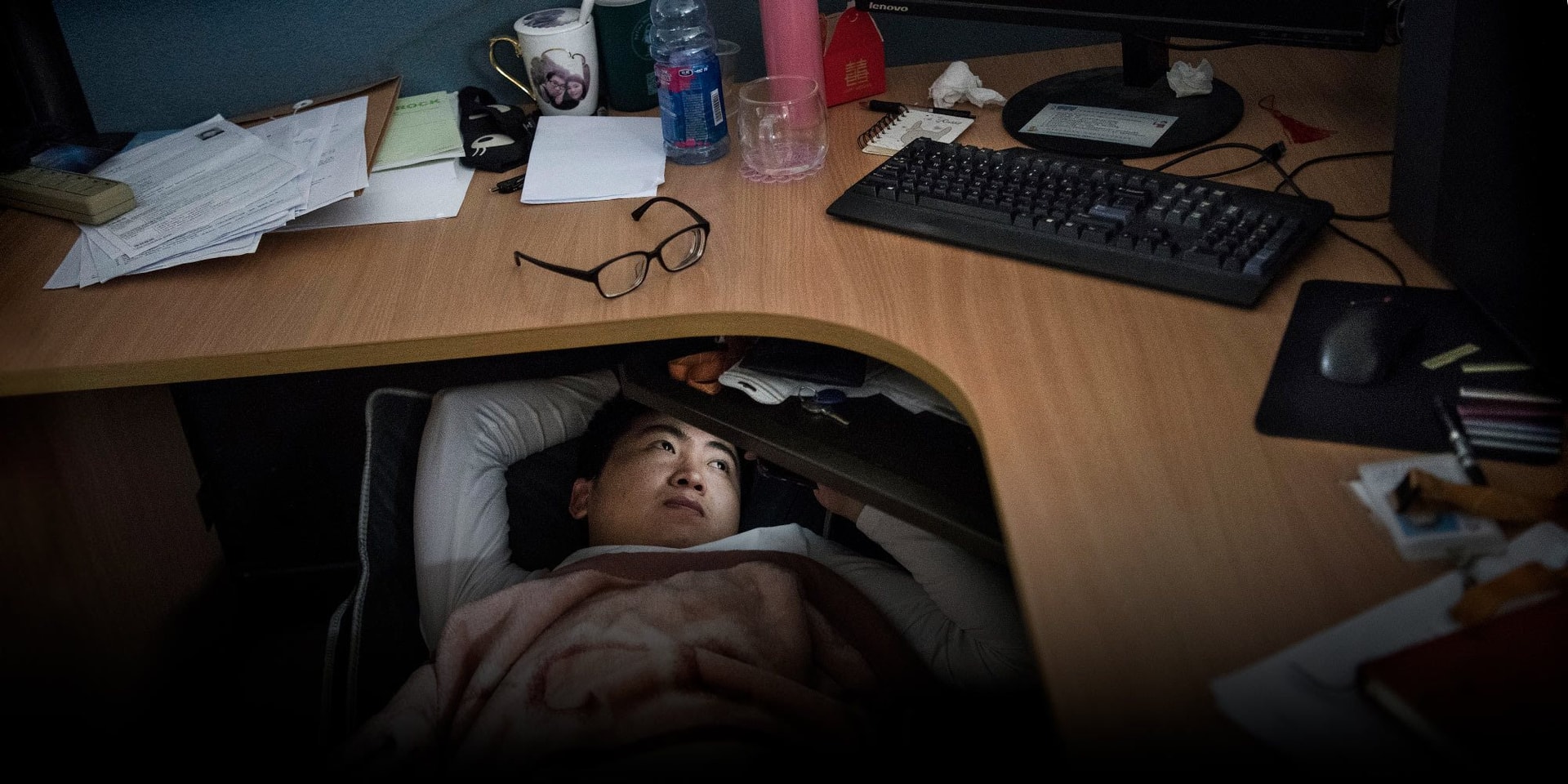 Làm người không muốn, chỉ muốn thành "người chuột": Cuộc đời này bạc lắm, cố gắng để làm gì?- Ảnh 1.