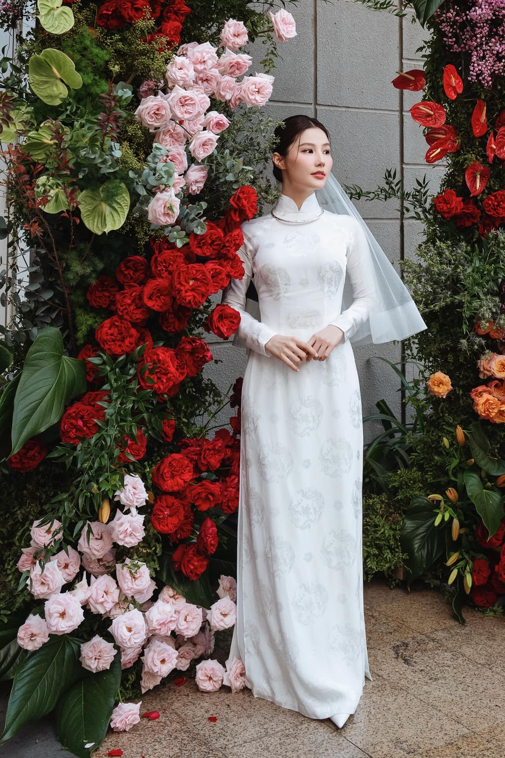 Sao nữ Vbiz được cầu hôn ở độ cao 900m: Từng rạn nứt vì yêu xa, giữ kín 1 thông tin trong suốt 7 tháng- Ảnh 5. Sao nữ Vbiz được cầu hôn ở độ cao 900m: Từng rạn nứt vì yêu xa, giữ kín 1 thông tin trong suốt 7 tháng- Ảnh 5.
