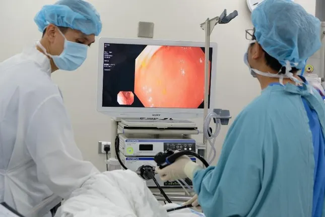 Dấu hiệu nhận biết sớm căn bệnh ung thư ngày càng tăng ca mắc, đặc biệt là người trẻ- Ảnh 1.