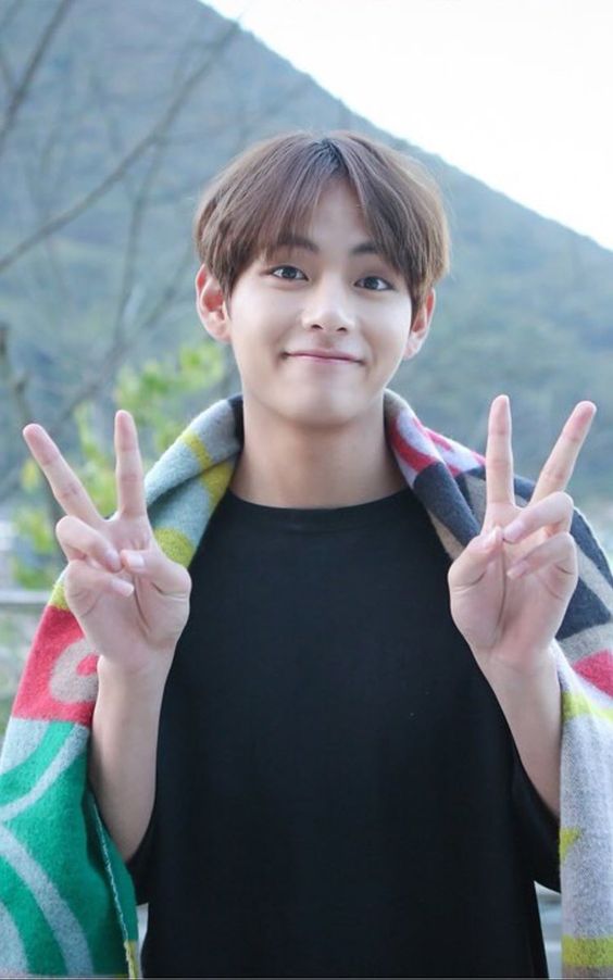 Cực phẩm BTS ngày xuất ngũ có 2 kiểu: V vạm vỡ bao nhiêu thì Jungkook phúng phính bấy nhiêu!- Ảnh 7.
