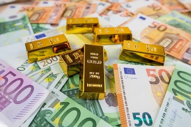 Lần đầu tiên sau hơn 2 thập kỷ, euro không còn là tài sản dự trữ lớn thứ hai thế giới, 'đồng tiền không quốc tịch' này thế chân- Ảnh 1.