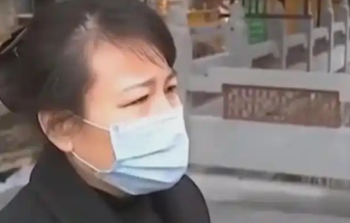 Doanh nhân gửi tiết kiệm 47 tỷ đồng, cuối năm cần rút thì bị nhân viên ngân hàng từ chối: "Chúng tôi đã mua vàng, thay chị đầu tư"- Ảnh 1.