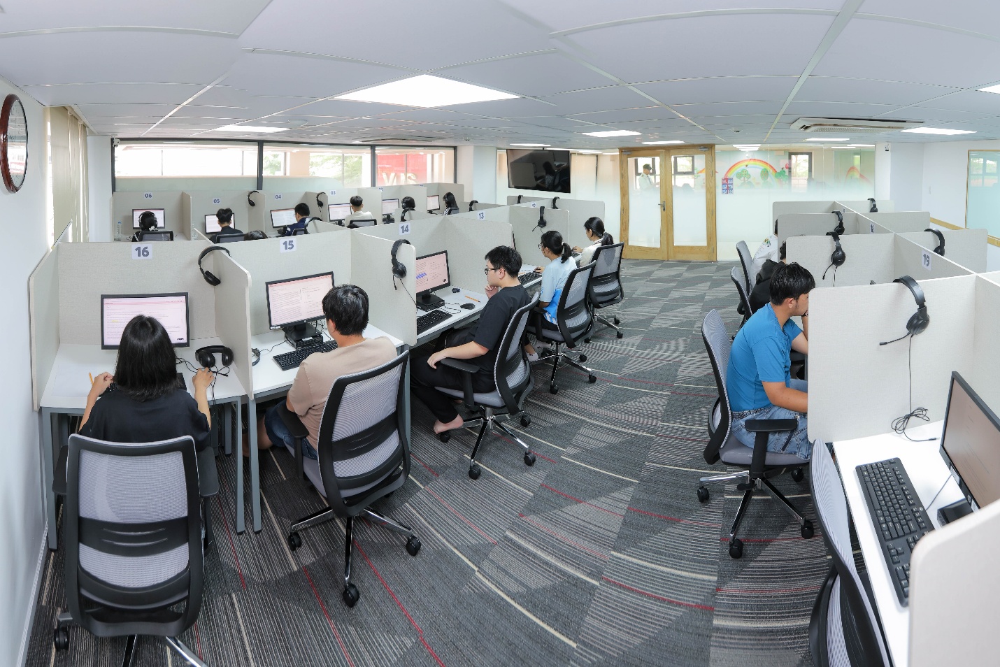 Chinh phục IELTS đúng cách giúp hành trình săn học bổng nhẹ nhàng hơn- Ảnh 4.