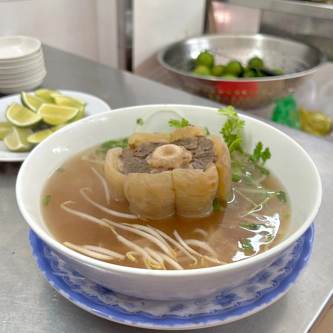 Khó tin: 2 quán phở có công thức y hệt nhưng lại được Michelin 3 năm liên tiếp- Ảnh 7.