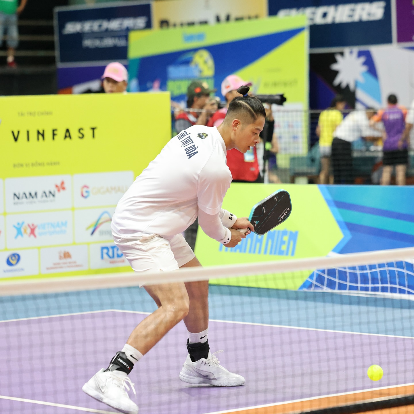 Sau Kỳ Hân, một tay chơi quen mặt gãy xương mác khi đánh pickleball 4 tiếng- Ảnh 8.