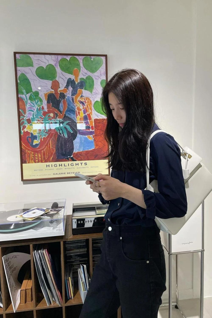 "Chị đẹp" Suzy giàu có nhất nhì trong giới nghệ sĩ Hàn nhưng không ngờ bộ sưu tập lọ hoa lại giá "bình dân" thế này- Ảnh 3.