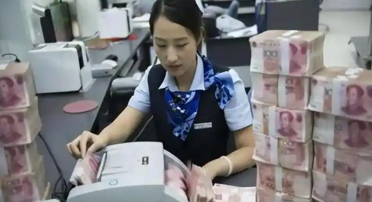 Nhận được 28,9 tỷ đồng tiền chuyển khoản nhầm, người đàn ông tiêu hết 28,8 tỷ rồi bị khởi kiện, toà án tuyên bố: “Ngân hàng cũng phải bồi thường cho người gửi”- Ảnh 1. Nhận được 28,9 tỷ đồng tiền chuyển khoản nhầm, người đàn ông tiêu hết 28,8 tỷ rồi bị khởi kiện, toà án tuyên bố: “Ngân hàng cũng phải bồi thường cho người gửi”- Ảnh 1.