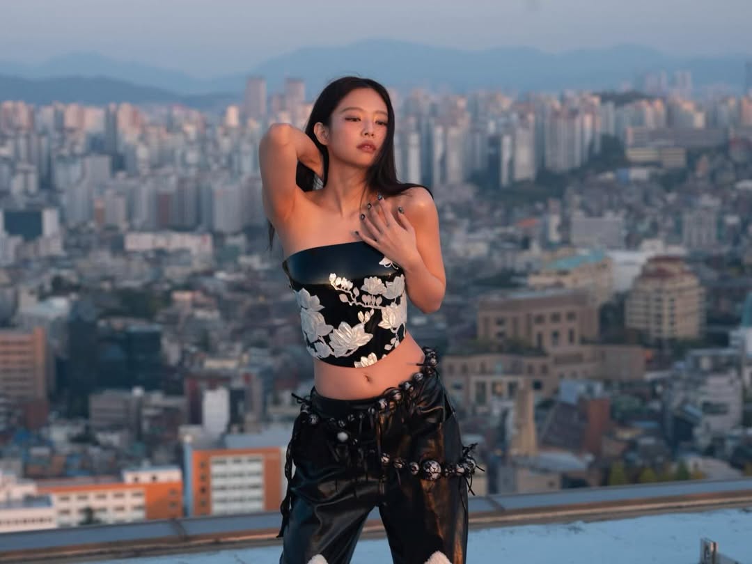 Jennie xác nhận mối quan hệ ngay khi mỹ nam đẹp nhất BTS vừa xuất ngũ?- Ảnh 8.