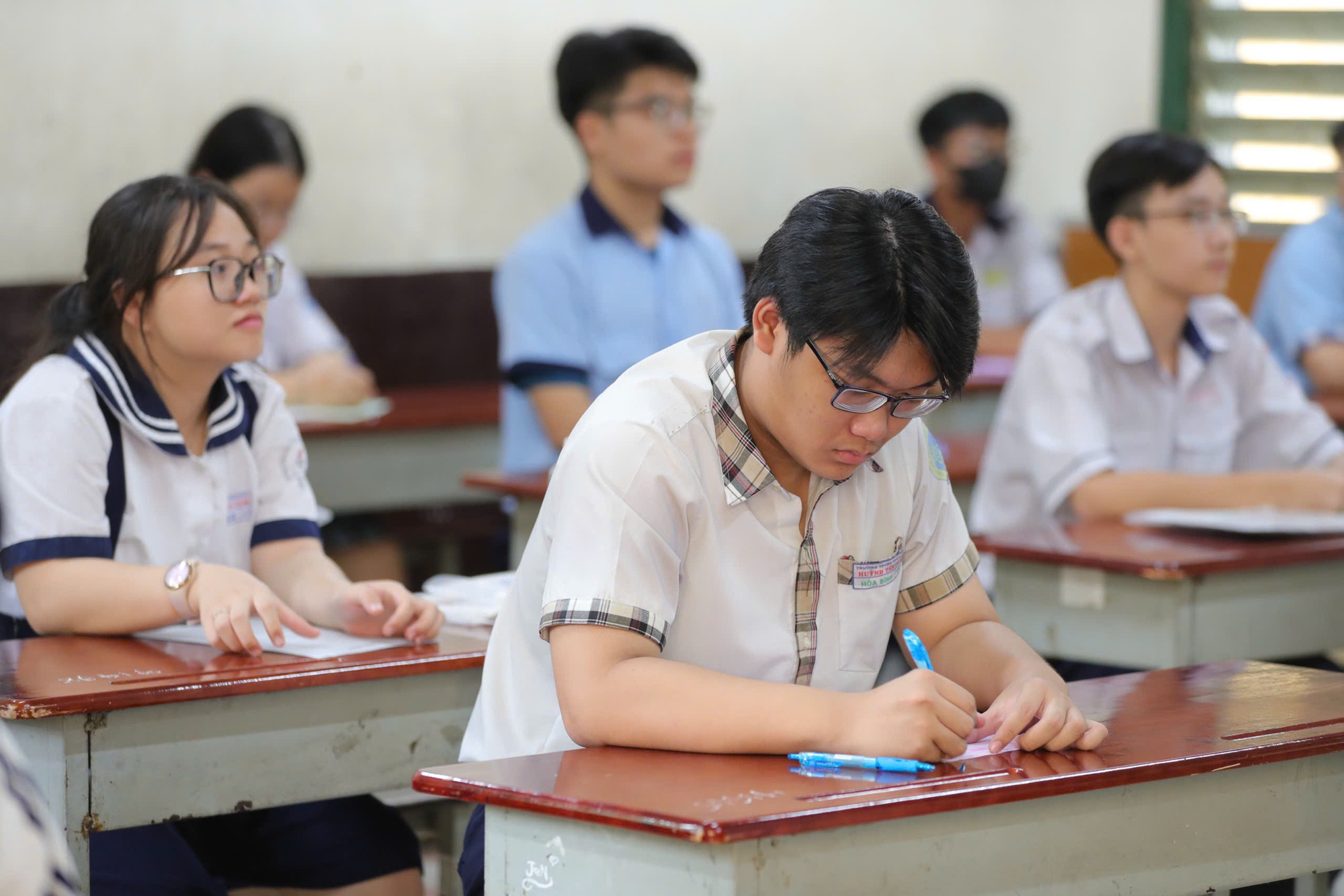 Sở GD-ĐT TP HCM chính thức công bố đáp án, hướng dẫn chấm thi lớp 10- Ảnh 1.