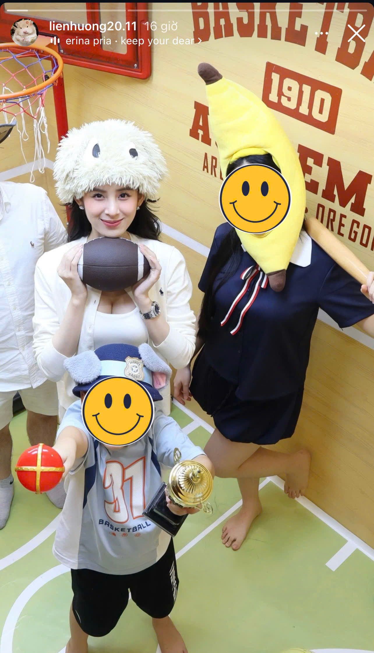 Mỹ nhân 2K2 lộ diện hậu lấy chồng hào môn, visual cỡ này bảo sao là Mỹ nhân 2K2 lộ diện hậu lấy chồng hào môn, visual cỡ này bảo sao là