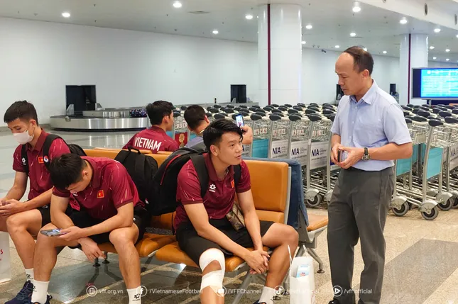 HLV Kim Sang-sik: 'Đội tuyển Việt Nam không buông xuôi'- Ảnh 2.