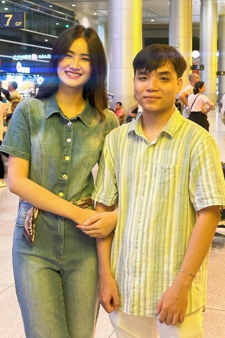 Hoa hậu Ý Nhi và bạn trai: Vừa đăng quang đã công khai, liên tục vướng tin đồn- Ảnh 2.
