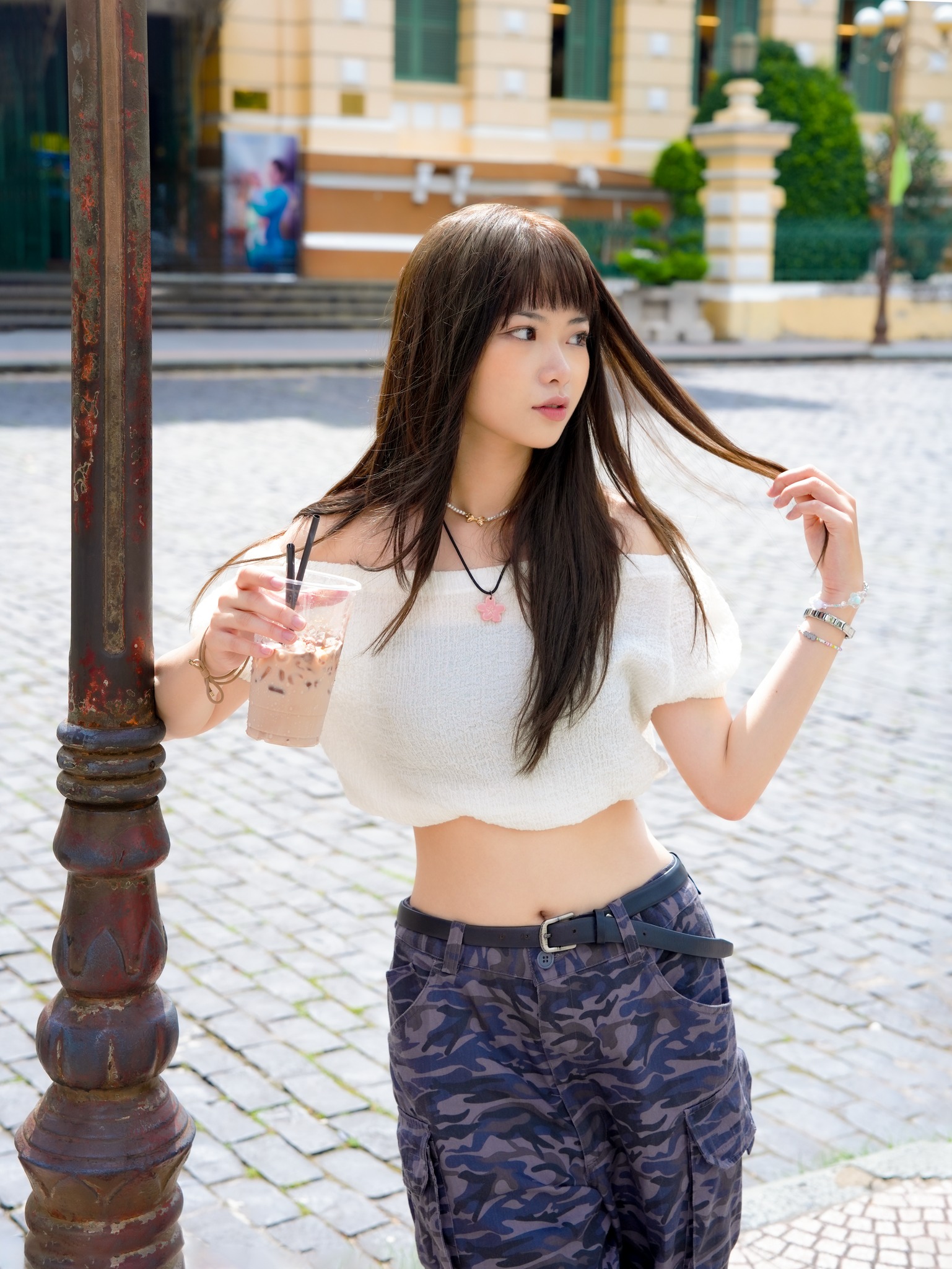 Vũ trụ gái xinh 