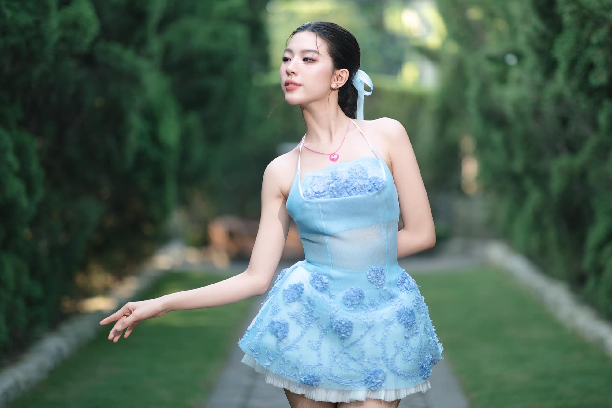 Vũ trụ gái xinh 