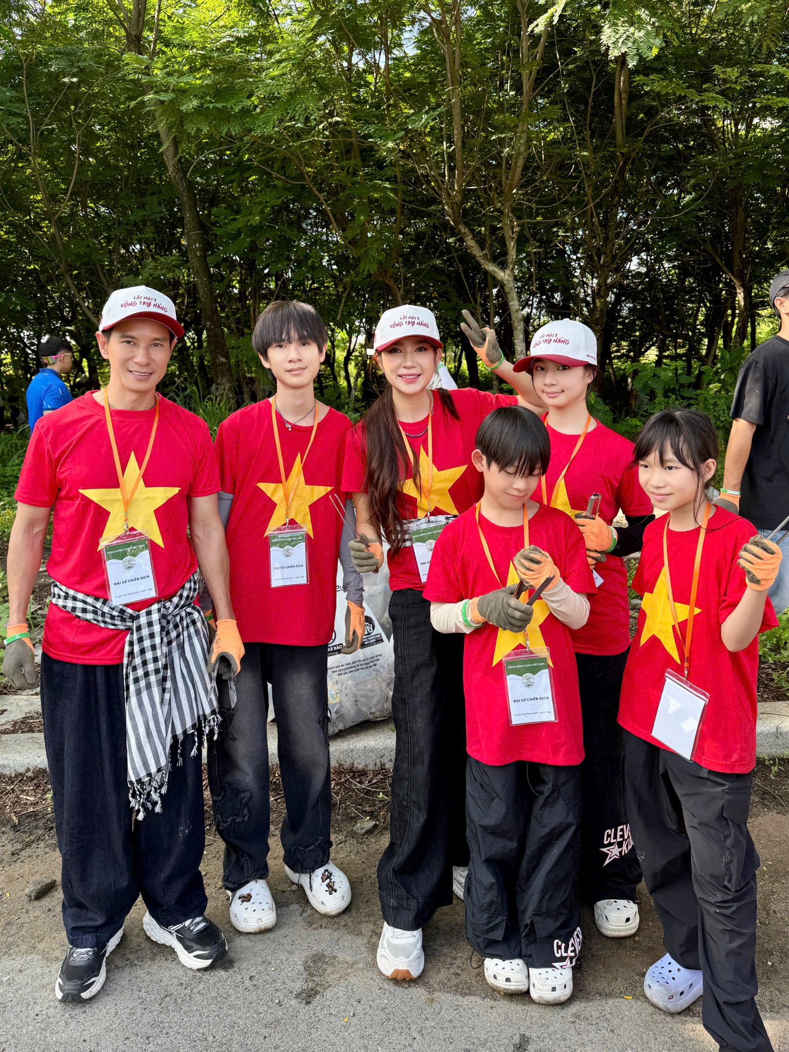 Nghỉ hè chuẩn rich kid: Con sao Việt ở biệt thự, bay hạng sang, vừa chơi vừa học đủ mọi kỹ năng- Ảnh 6.