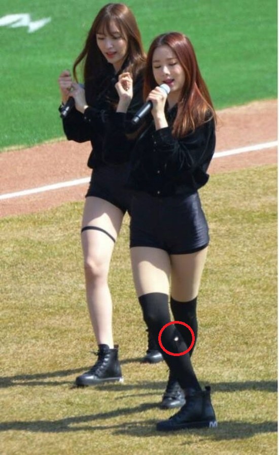 Nữ idol từng diện đồ rách lên sân khấu nhưng "đổi vận" hoàn toàn chỉ nhờ 1 chiếc fancam- Ảnh 5.