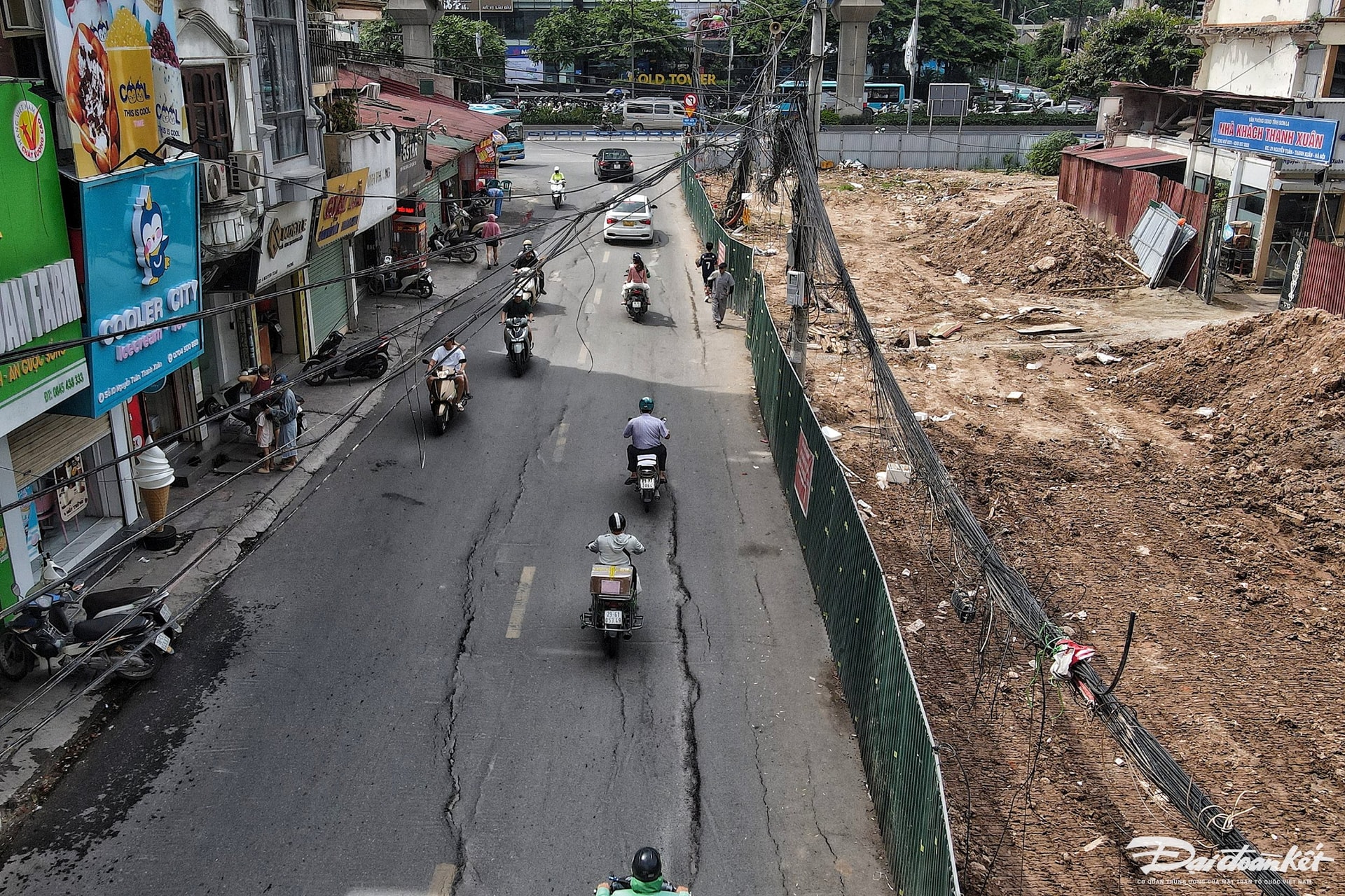 Hà Nội: Xảy ra hiện tượng sụt lún khi thi công đường Nguyễn Tuân- Ảnh 1.