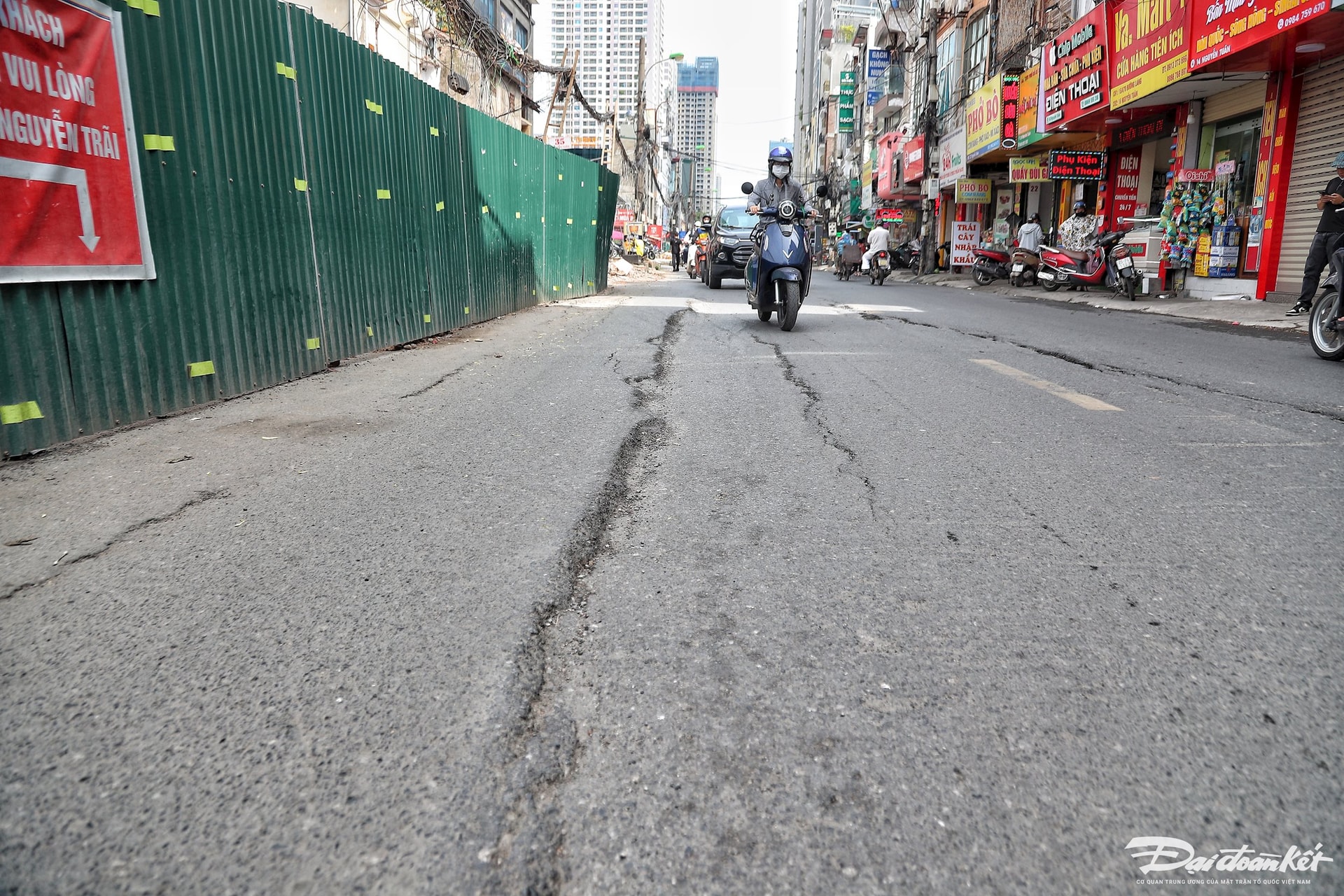 Hà Nội: Xảy ra hiện tượng sụt lún khi thi công đường Nguyễn Tuân- Ảnh 7.
