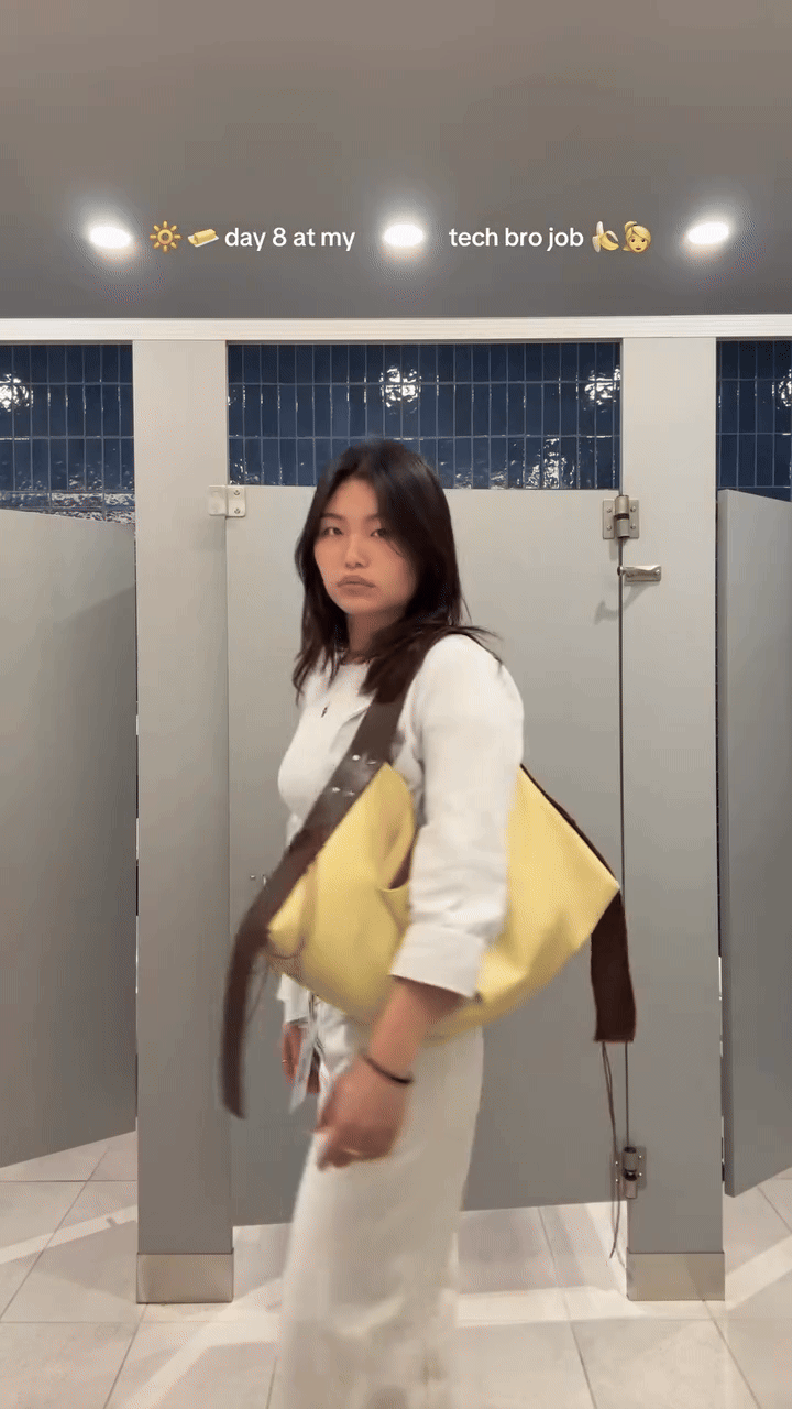 Túi tầm trung đang khiến mọi tín đồ “đổ rạp”: Rất thời trang, rất tiện, nhưng chưa chắc đã mua được- Ảnh 13.
