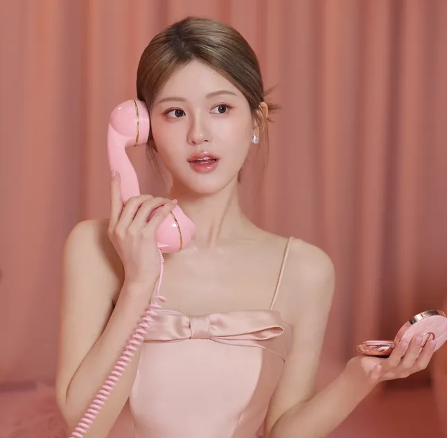 Triệu Lộ Tư phá vỡ lệnh cấm- Ảnh 1.
