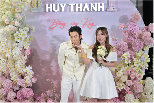 Thắng đời 1 - 0: Cô gái được Kay Trần đeo dây chuyền “tỏ tình” tại fansign- Ảnh 10.