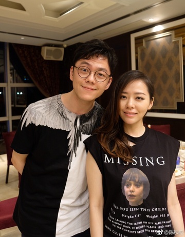 Nữ ca sĩ được gọi là “thiên thần biết hát” của showbiz: Dân chơi hộp đêm ai cũng biết, 2 lần dính phốt “tiểu tam”- Ảnh 9.