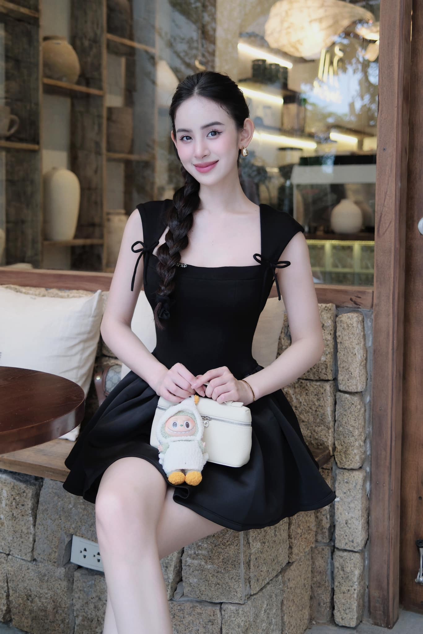 "Tóm dính" Hương Liên ngoài đời sau đám hỏi với chồng gia thế khủng, né gấp khi nhận 1 câu hỏi- Ảnh 6.