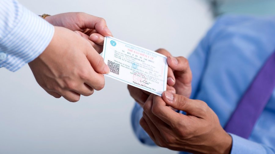 Điểm mới này của luật BHYT rất nhân văn và thiết thực, bố tôi đang chữa bệnh tại nhà cũng được hưởng lợi- Ảnh 4.