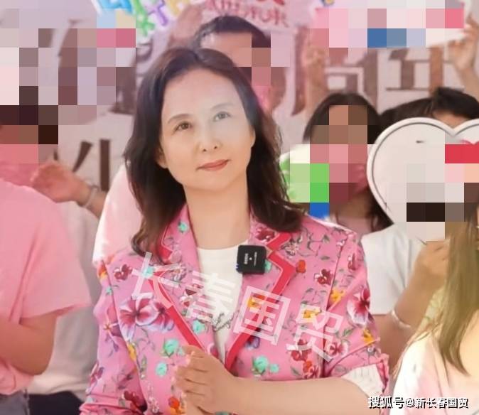“Hằng Nga đẹp nhất” chỉ đóng 1 phim nhưng được nhà nhà biết đến, nay thành tỷ phú chốn thương trường- Ảnh 5. “Hằng Nga đẹp nhất” chỉ đóng 1 phim nhưng được nhà nhà biết đến, nay thành tỷ phú chốn thương trường- Ảnh 5.