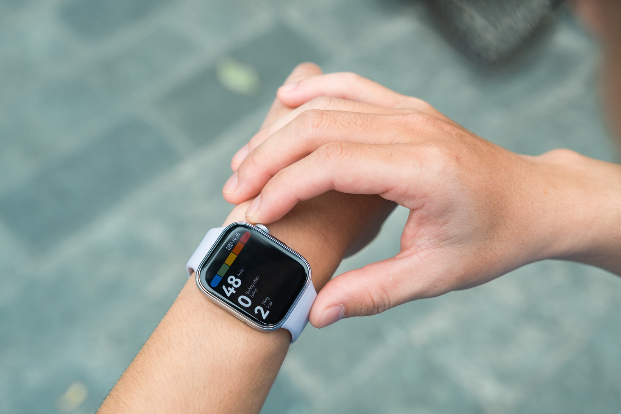 Trải nghiệm mẫu đồng hồ trông thì giống Apple Watch, nhưng giá bán chỉ 3 triệu- Ảnh 4.