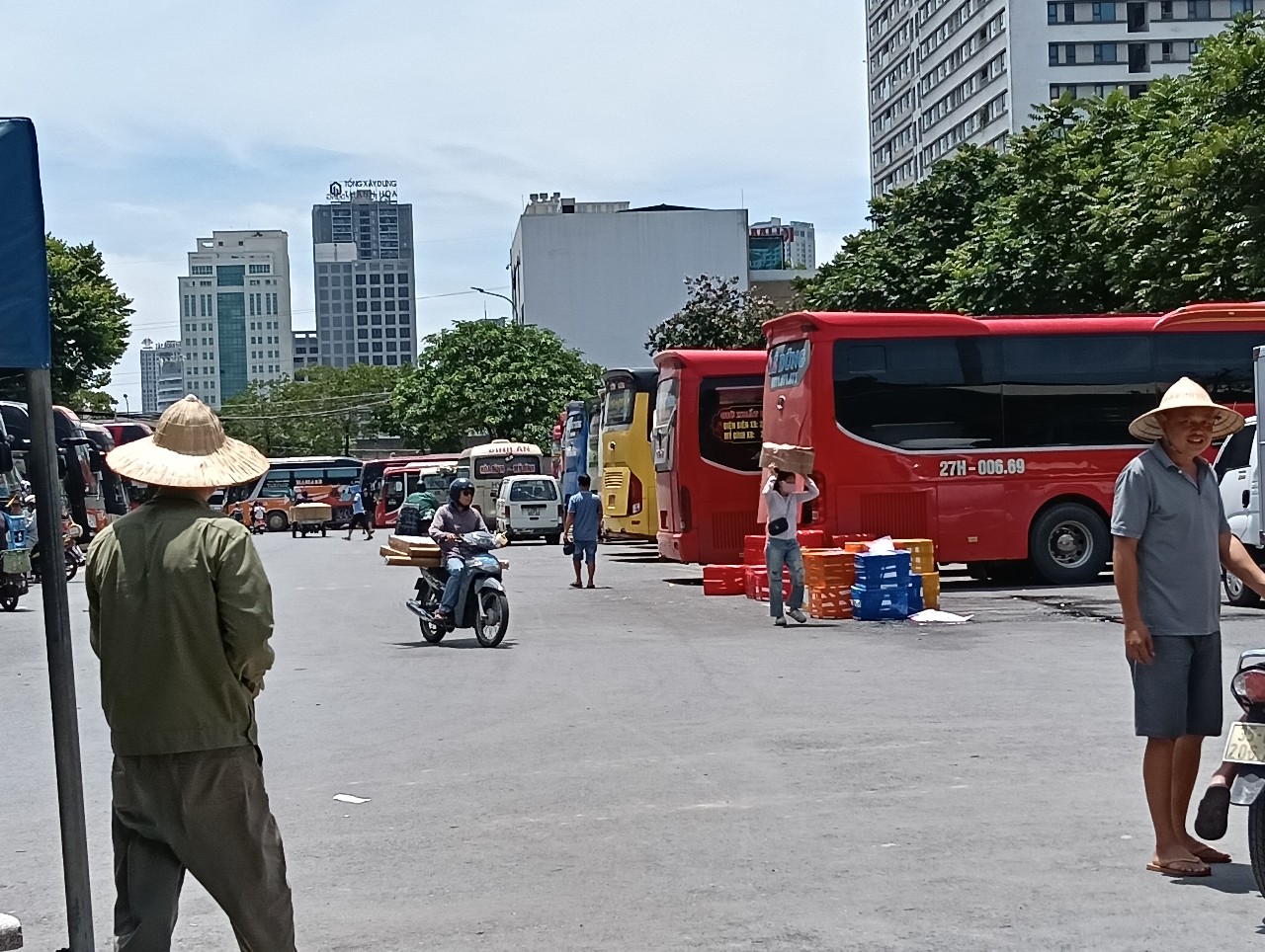 Xác minh vụ gia đình người dân tộc đưa con đi khám bệnh tố bị taxi ở Hà Nội "chém" gần 5 triệu đồng- Ảnh 3.