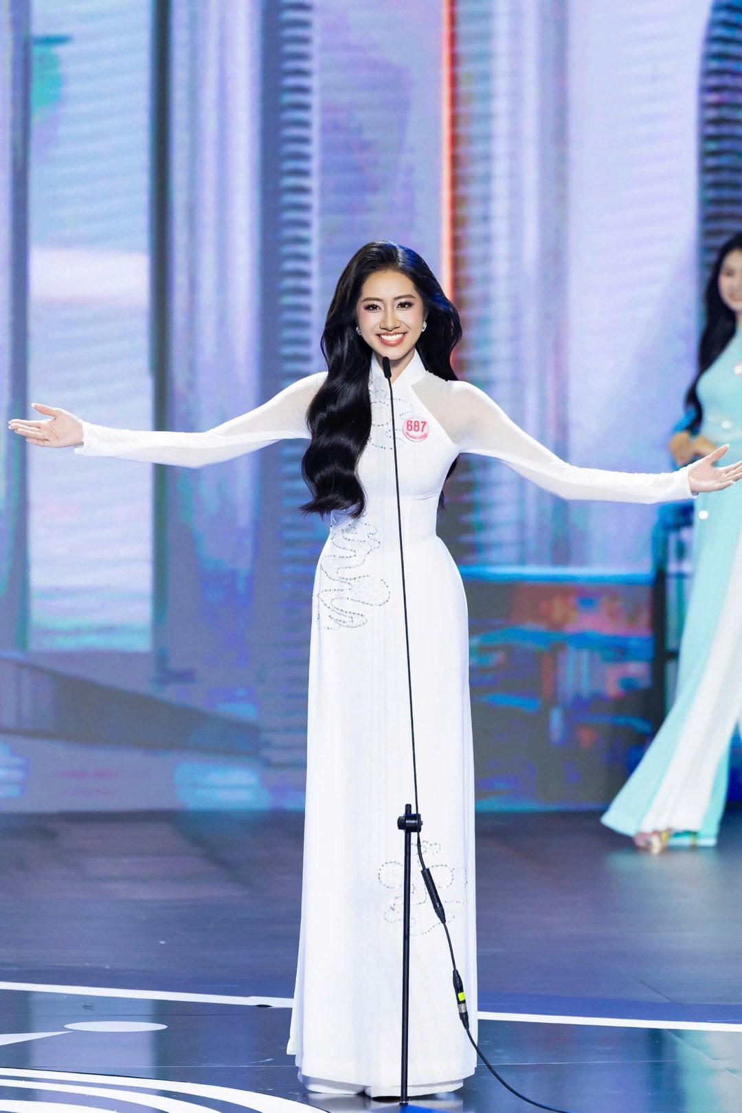 Cô gái được dự đoán kế vị Hoa hậu Thanh Thuỷ lộ mặt mộc khiến dân tình xôn xao- Ảnh 8.