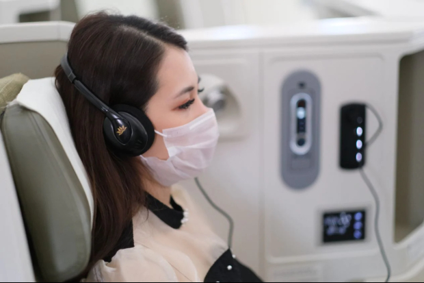 Checklist 5 món đồ phải có khi lên máy bay, ghế phổ thông cũng biến thành thương gia- Ảnh 2.