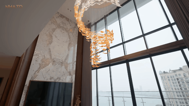Penthouse 80 tỷ đồng giữa lòng Hà Nội của ông nội tặng cháu gái 4 tuổi, 1 món đồ chơi cũng 50 triệu- Ảnh 1.