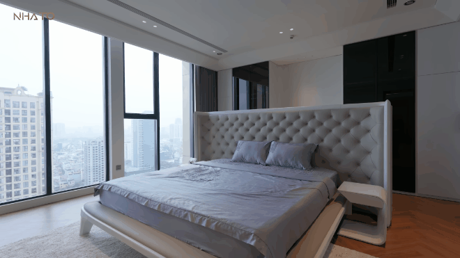Penthouse 80 tỷ đồng giữa lòng Hà Nội của ông nội tặng cháu gái 4 tuổi, 1 món đồ chơi cũng 50 triệu- Ảnh 15.