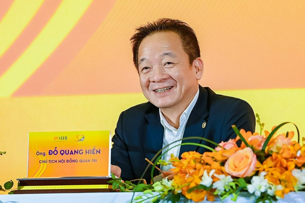 Những ông bố "đỉnh nóc kịch trần" gây dựng nên nền tảng "khủng" từ hai bàn tay trắng, tạo ra cả một thế hệ kế thừa tài năng khiến người ta ngưỡng mộ- Ảnh 12.